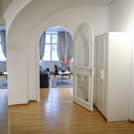 City Center Apartment Wenen Buitenkant foto