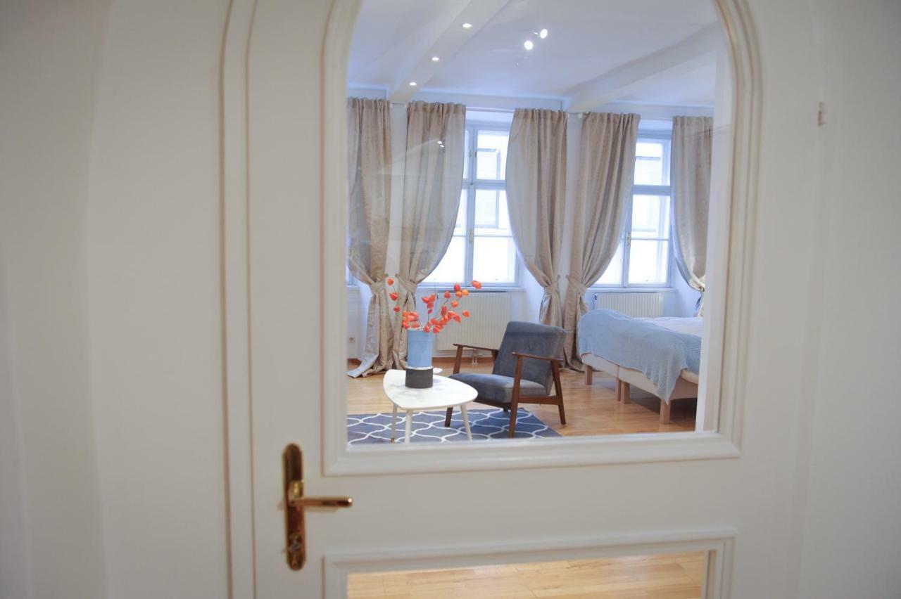 City Center Apartment Wenen Buitenkant foto